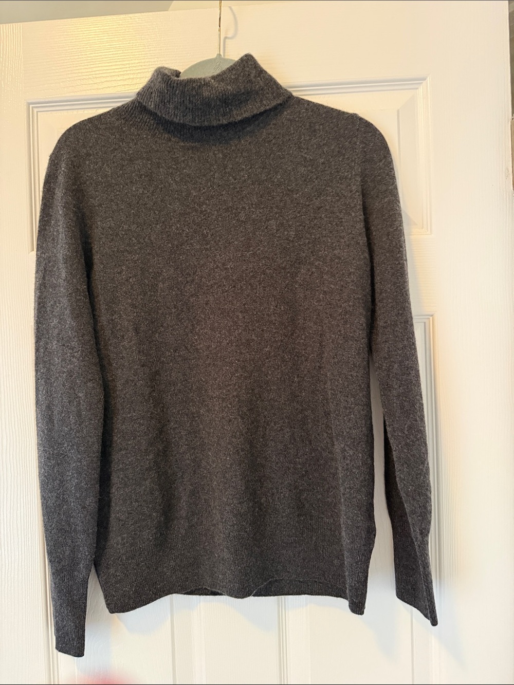 Halston Womens 2-ply Cashmere Charcoal Turtleneck Sweater - Classic Knit